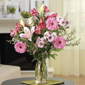 Deluxe Pink Flower Bouquet