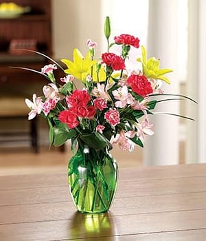 Fresh Cut Flowers in Bouquet